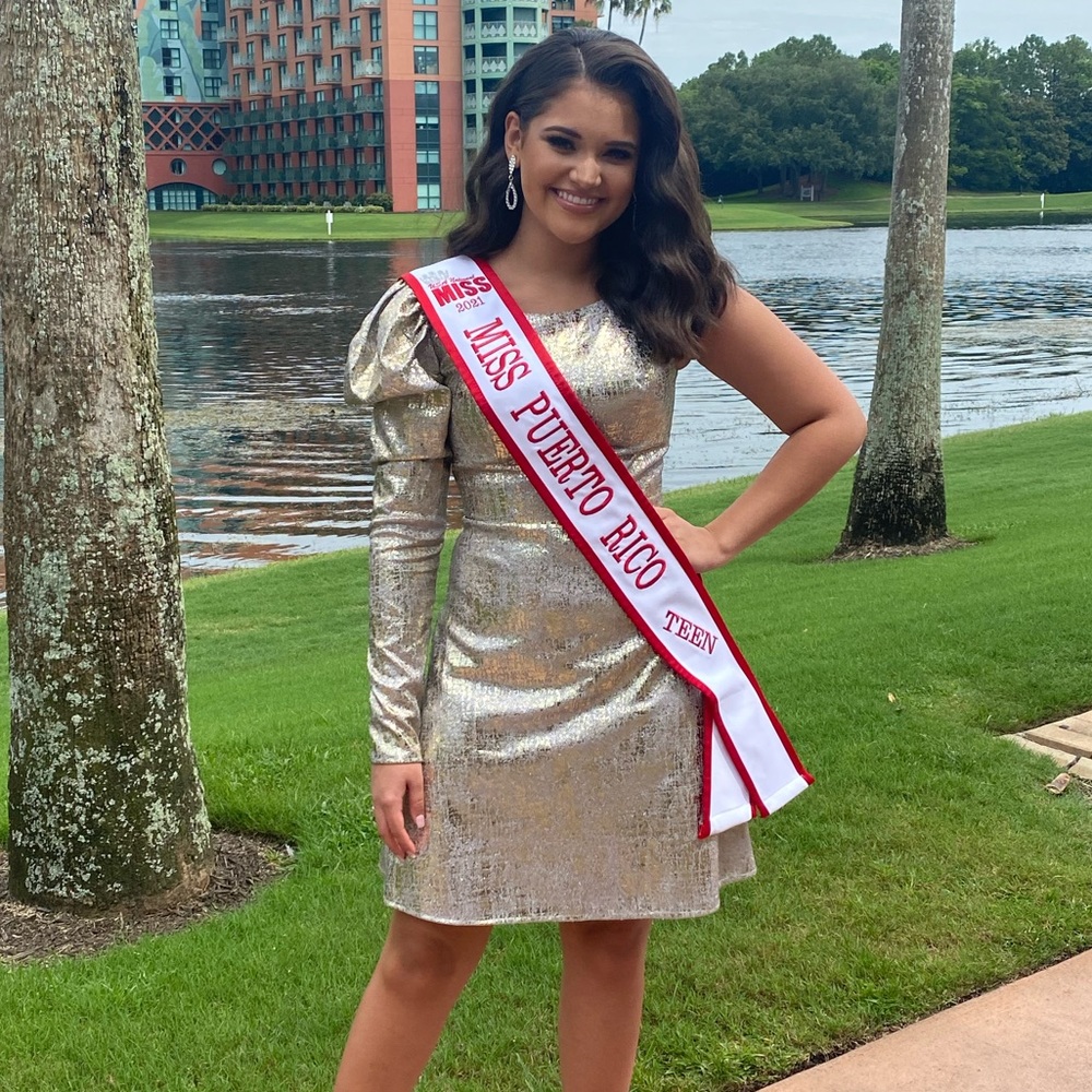 Ashley Lauren Gold/Silver cocktail dress